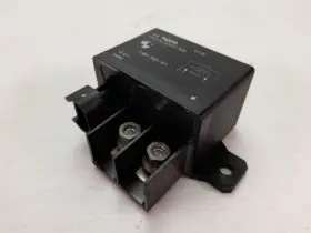61367661503 2008 Bmw 535xi 535i 528i 528xi E60 E61 Battery Cable Relay 150a #3