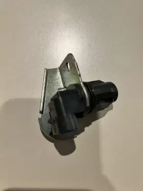 213-1580 Acdelco New/old Stockl Engine Camshaft Position Sensor