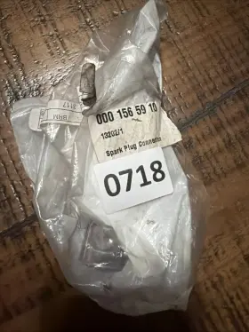 0300055103 Beru 0001565910 Nos Mercedes 380 Se Sec Sel Sl 420 500 560 Spark Plug Connector