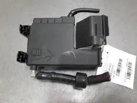 614.gm1m17 Cadillac 17 2017 Ats Oem Positive Terminal Relay 23323552 #2