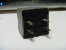 614.gm1a04 Chevrolet Chevy Aveo Electrical Relay Deco 96190189 #2