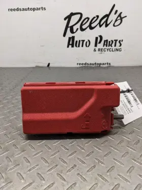 Oem1181613 Chrysler 614.ch1f19 2020-2024 Voyager 3.6l Engine Compartment Fuse Relay Block