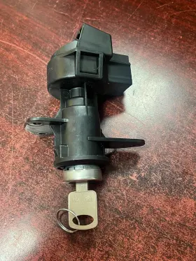 Ag1a-12a145 Ford Ignition Switch Assembly With Lock Cylinder And 1 Key #2
