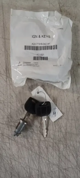 A22-77318-042-af Freightliner A2277318042 Oem - Ignition And Key Set