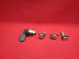 12534416 Gm 1997- 1999 Cavalier Sunfire Ignition Cylinder Lock With Key Set