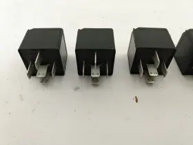 614.ja1v97 Jaguar Xk8 Xkr X100 Electrical Relay Set Of Six Fits 1996-2004 #2