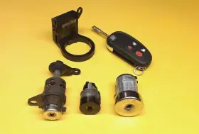 C2s40489 Jaguar 02-08 X-type Ignition Door Lock Cylinder Immobilizer Transponder Key Set