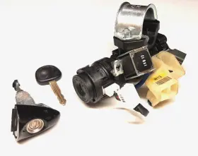 81900-a7e00 Kia 14 15 16 17 18 Forte Oem Ignition Switch Steering And Door Lock Cylinder Key #2
