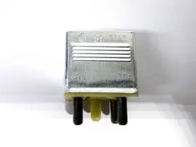 1165450034 Mercedes-benz 72-85 R107 W116 W123 W126 Overload Protection Relay New