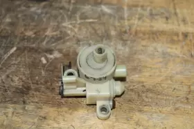 1230700046 Mercedes-benz 123 300d 300td 300sd 300sdl Vacuum Regulating Transmission Valve
