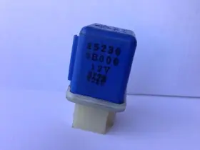 614.fd3499 Mercury Nissan Villager Electrical Relay 25230 0b000 357682