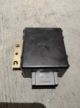 614.fd3s01 Mercury Grand Mar 2001 Relay Electrical. Wiper.