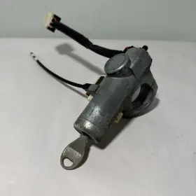 D8700-3s525 Nissan 1998-2004 Frontier Ignition Switch Key #2