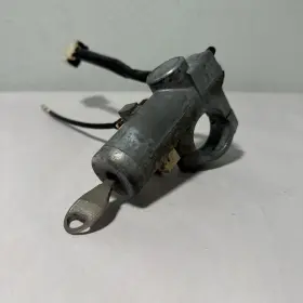 D8700-3s525 Nissan 1998-2004 Frontier Ignition Switch Key