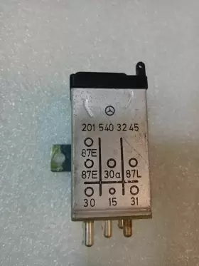 2015403245 Oem Mercedes / Seimans Benz Overload Voltage Protection Relay 201 540 32 45