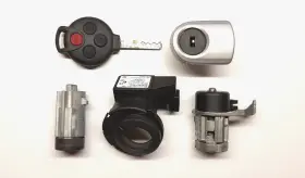 4518201579 Smart 08-15 Fortwo Ignition And Door Lock Cylinder Immobilizer Transponder Key Set