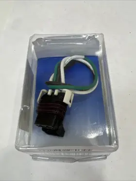 S724 Standard Motor Products Connector/pigtail Emissions