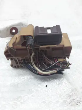 614.to1l02 Toyota Small Fuse Relay Electrical Box Gt-s 2002 Celica Z-65p #2