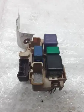 614.to1l02 Toyota Small Fuse Relay Electrical Box Gt-s 2002 Celica Z-65p