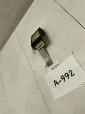 614.to1m01 Toyota 2001 Mr2 Spyder Running Light Relay Oem #3