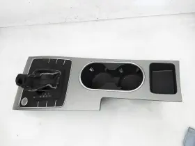 561-864-263-aa-2jt Volkswagen 2020-2022 Passat R-line Center Console Shift Cup Holder Torn Boot